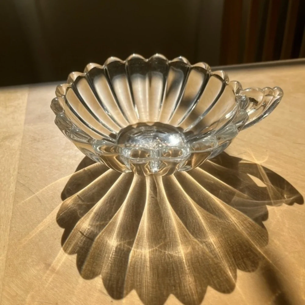 Vintage Manganese UV Reactive Glass Single Handle Bowl Dish